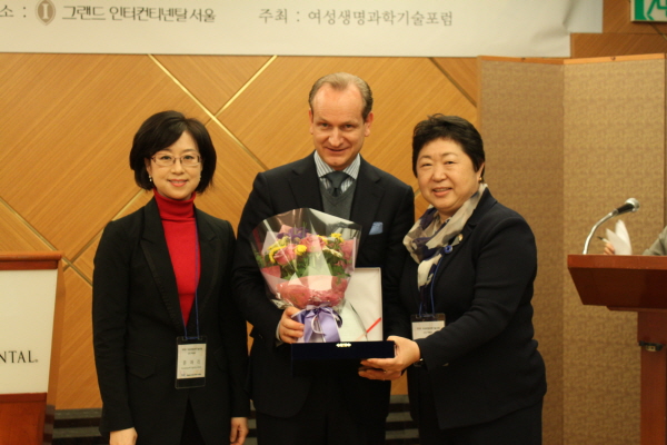 2010 여성생명과학기술포럼 신년하례식-2.jpg